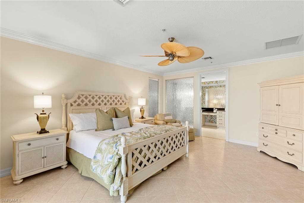 600 5th Ave S A211, Naples, FL 34102-11