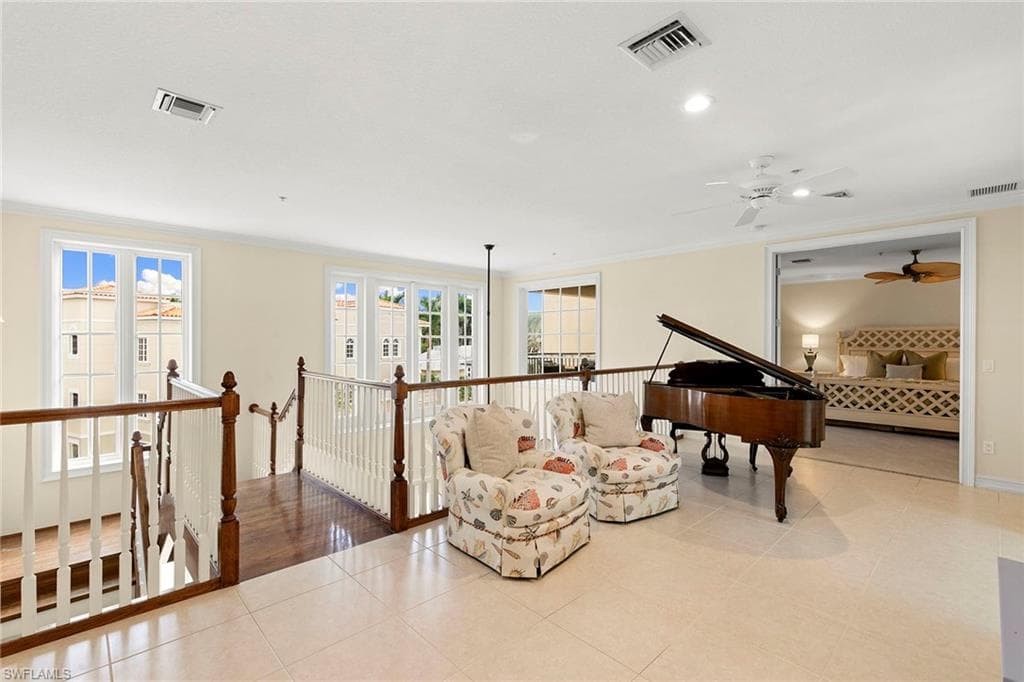 600 5th Ave S A211, Naples, FL 34102-20