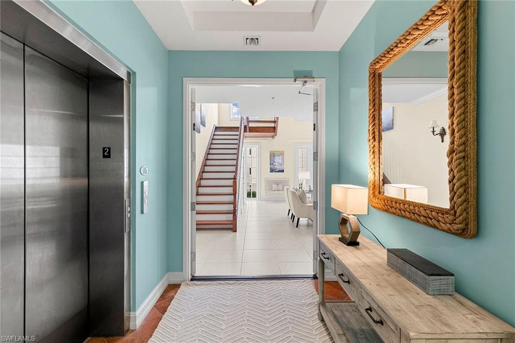 600 5th Ave S A211, Naples, FL 34102-26