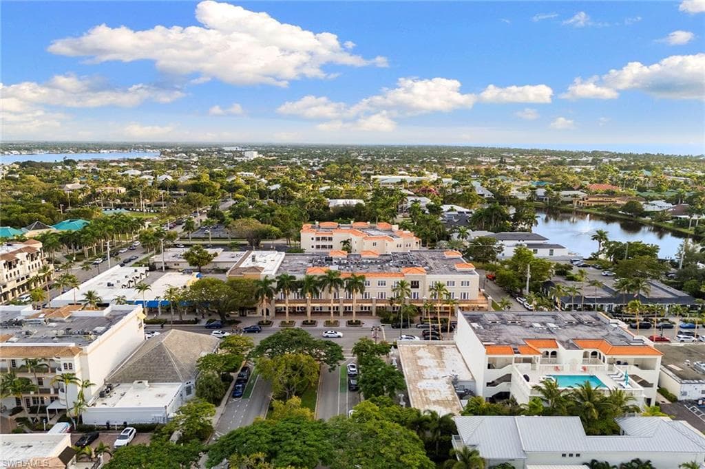 600 5th Ave S A211, Naples, FL 34102-34