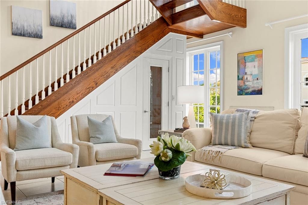 600 5th Ave S A211, Naples, FL 34102-4