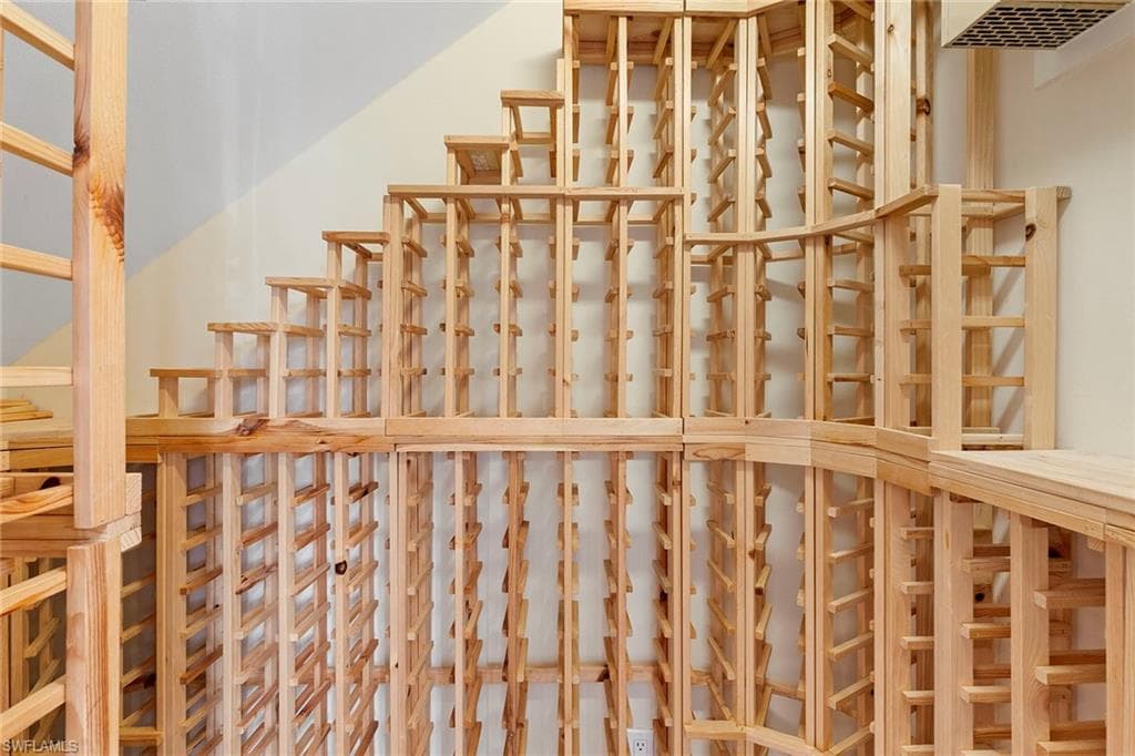 600 5th Ave S A211, Naples, FL 34102-5