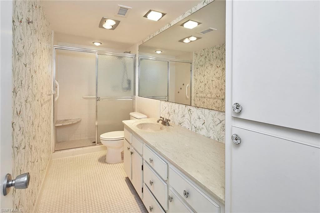 1919 Gulf Shore Blvd N 804, Naples, FL 34102-17