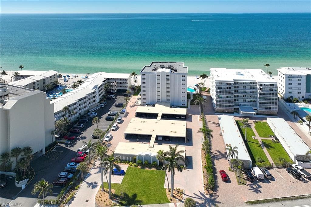 1919 Gulf Shore Blvd N 804, Naples, FL 34102-21