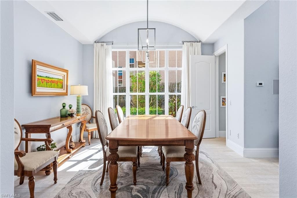 8589 Bellagio Dr, Naples, FL 34114-16