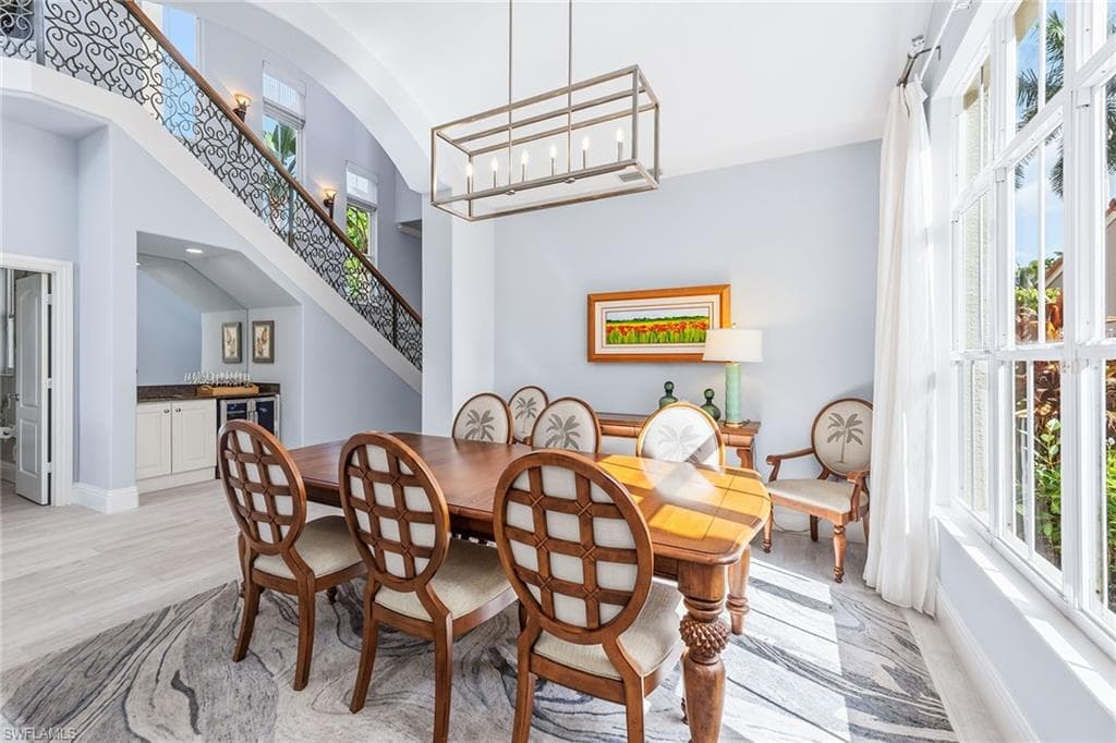 8589 Bellagio Dr, Naples, FL 34114-17