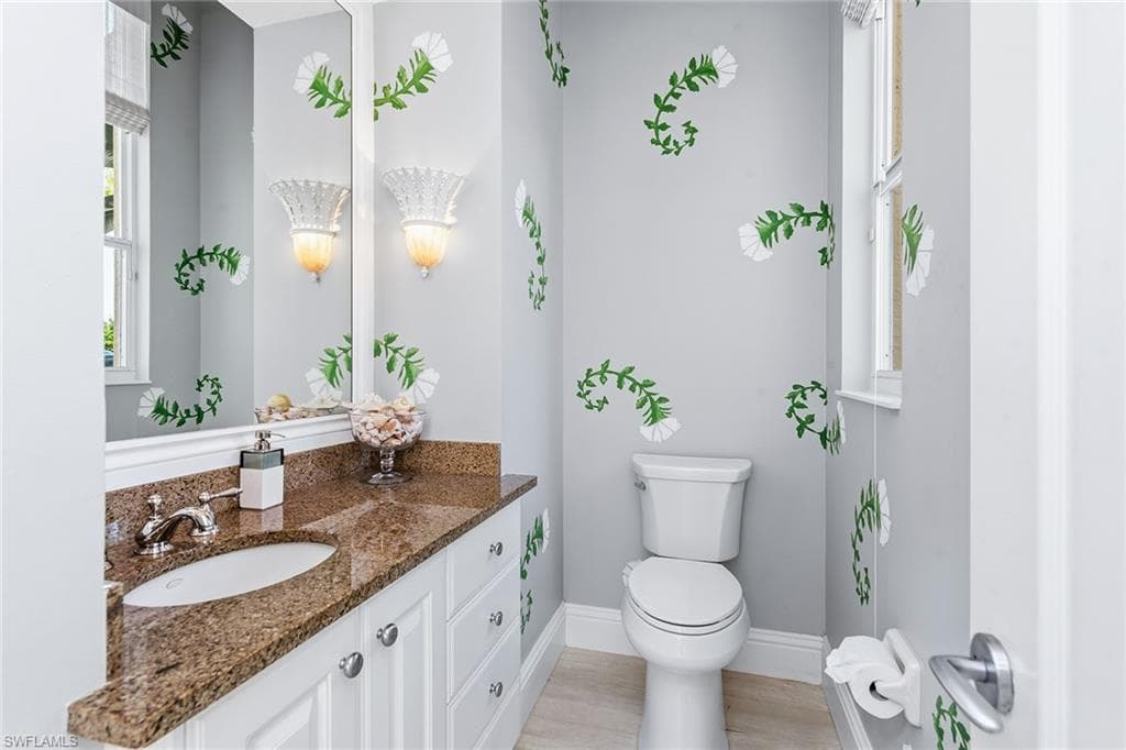 8589 Bellagio Dr, Naples, FL 34114-23