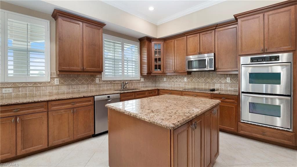 1771 Sarazen Pl, Naples, FL 34120-12