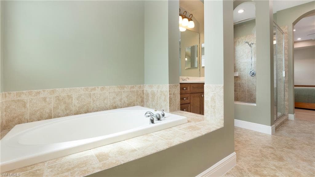 1771 Sarazen Pl, Naples, FL 34120-20