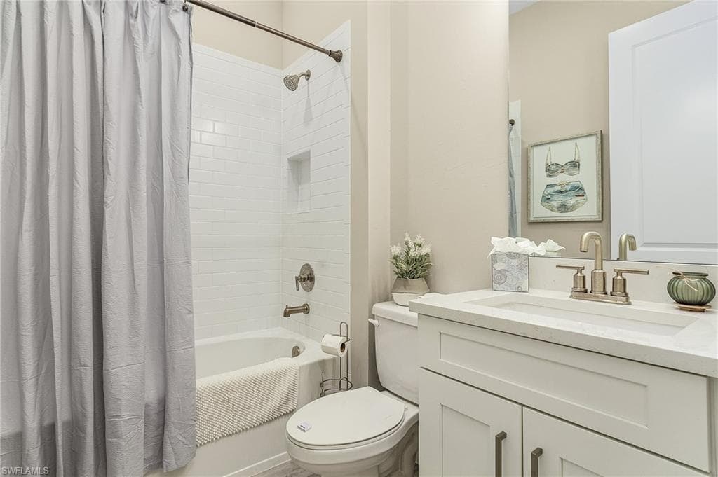 11913 Noveli Ct, Fort Myers, FL 33913-17