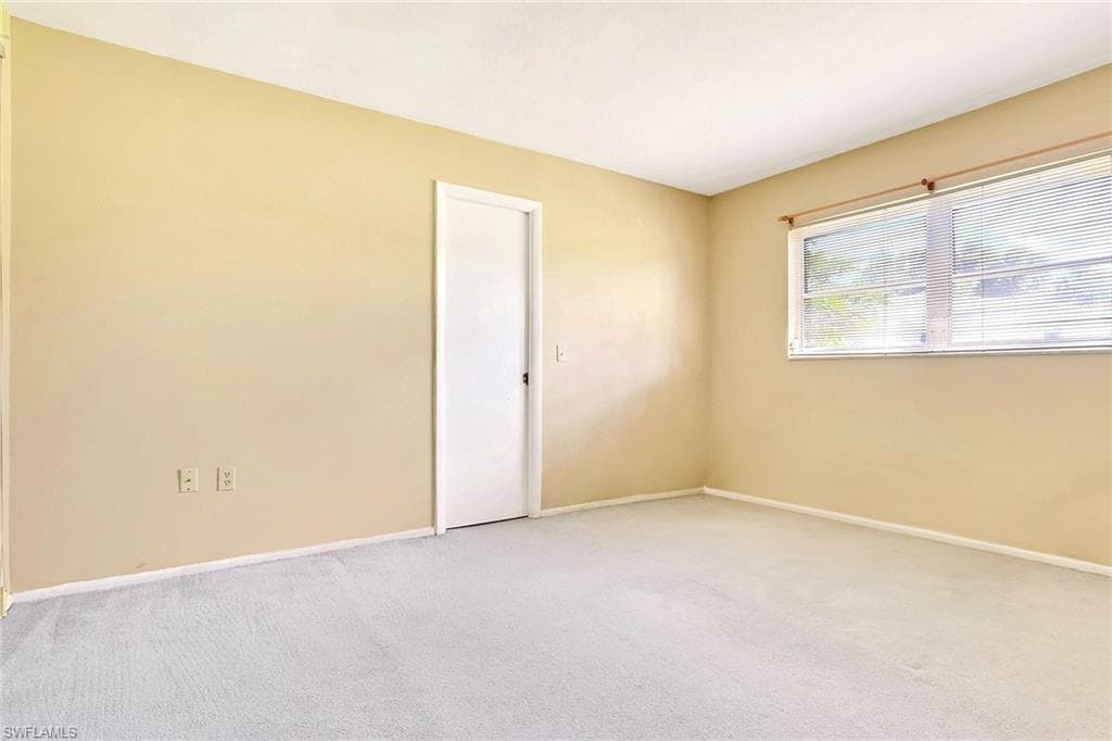 204 Lake Ave, Lehigh Acres, FL 33936-10