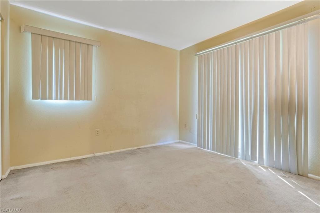 204 Lake Ave, Lehigh Acres, FL 33936-18