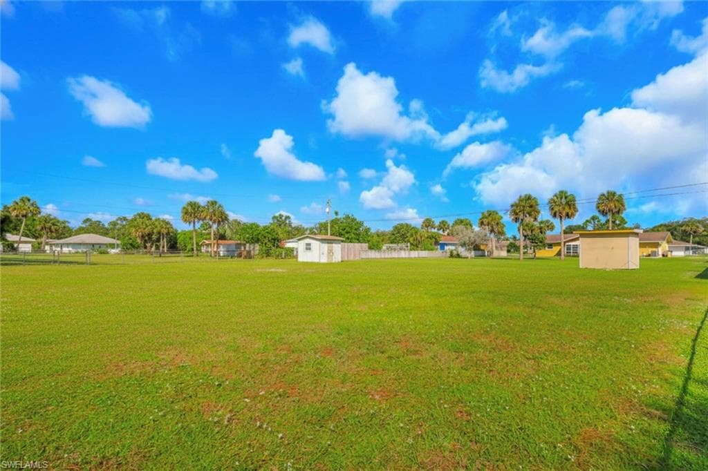 204 Lake Ave, Lehigh Acres, FL 33936-23