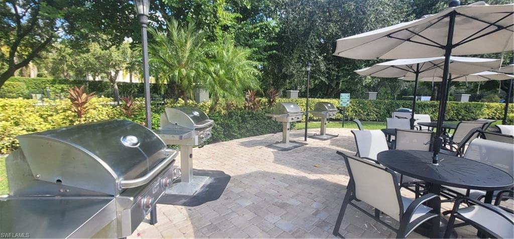 7920 Mahogany Run Ln 1015, Naples, FL 34113-9