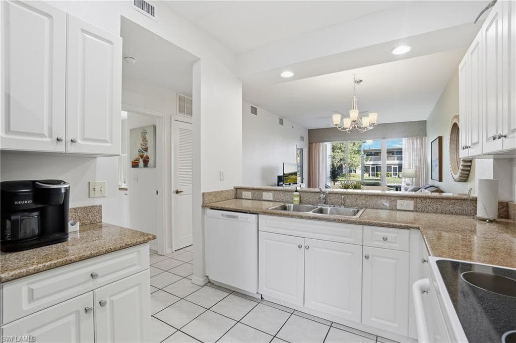 7920 Mahogany Run Ln 1015, Naples, FL 34113-15