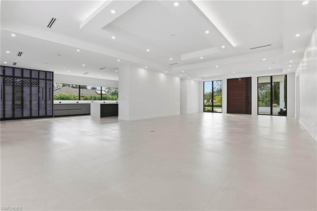 1388 Everglades Blvd N, Naples, FL 34120-10