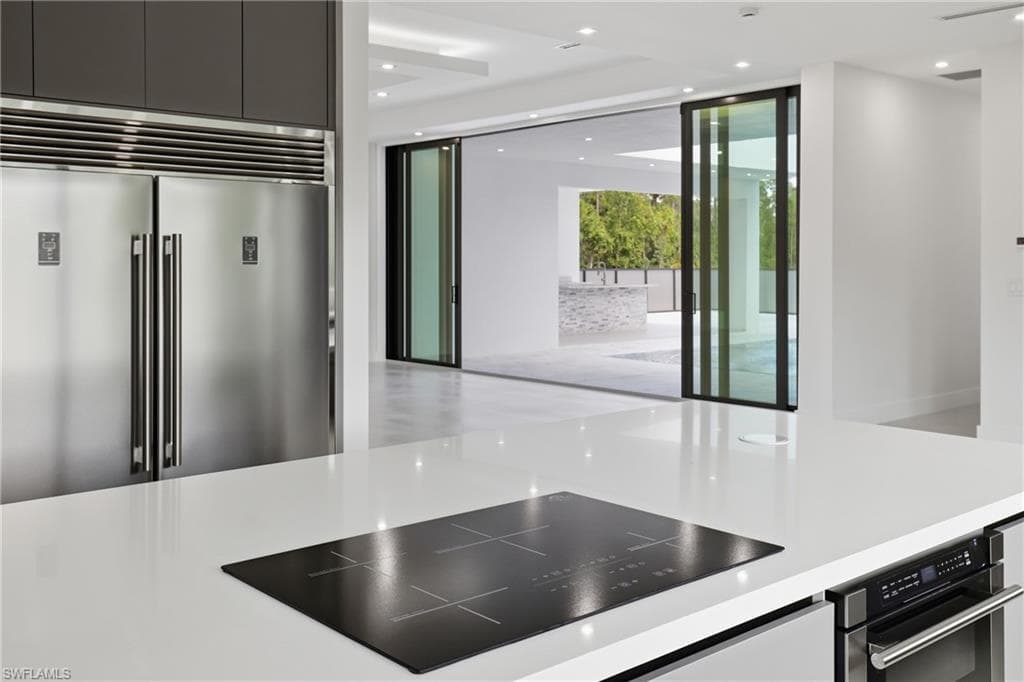 1388 Everglades Blvd N, Naples, FL 34120-19