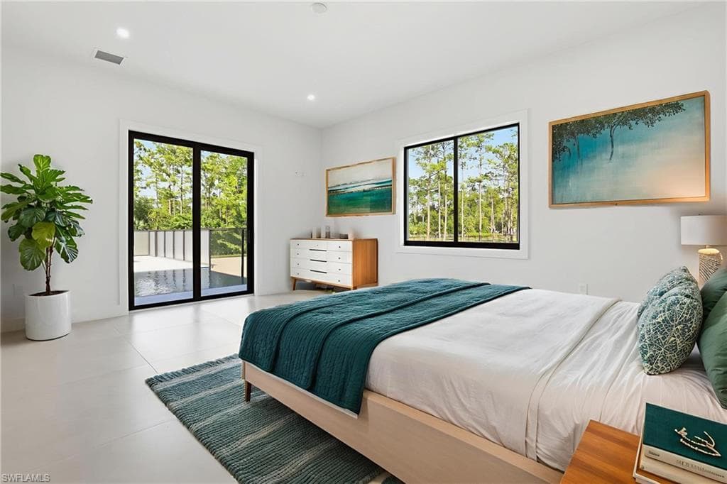 1388 Everglades Blvd N, Naples, FL 34120-34