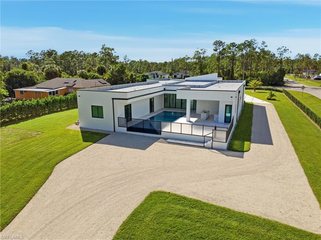 1388 Everglades Blvd N, Naples, FL 34120-48