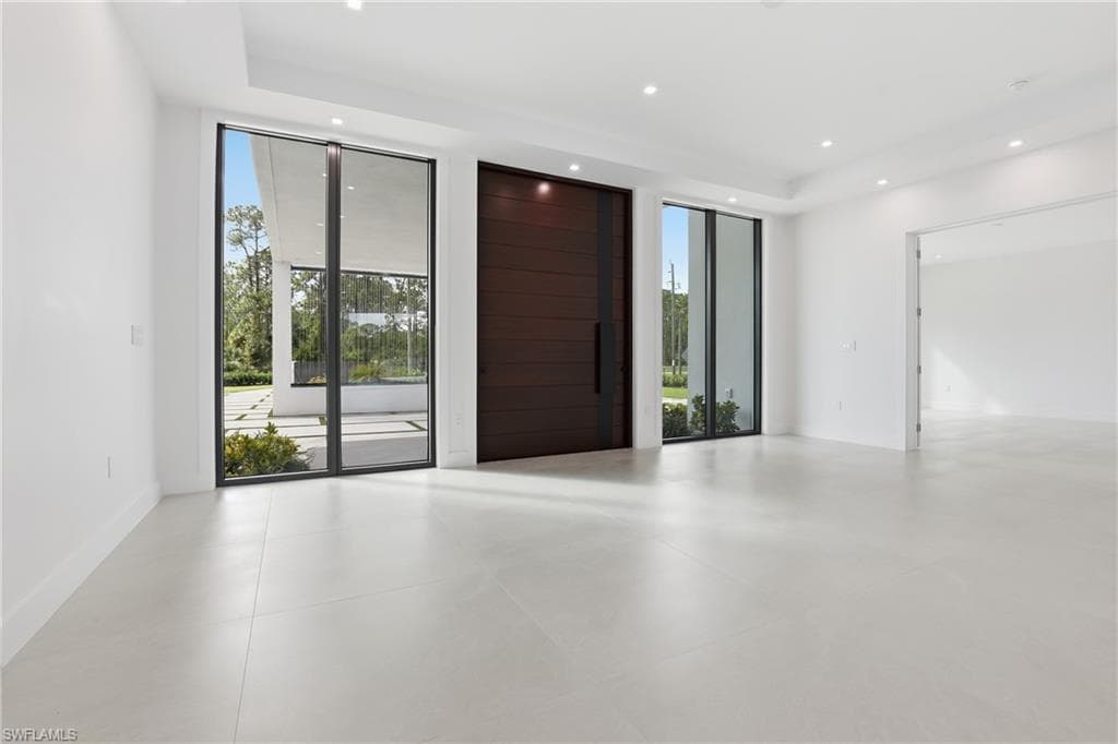 1388 Everglades Blvd N, Naples, FL 34120-7