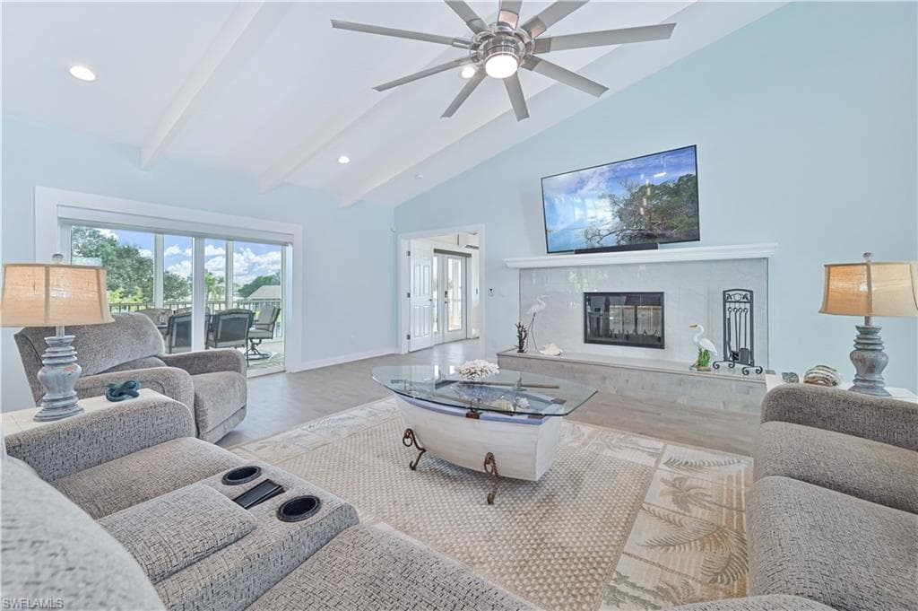 1960 Bahama Ave, Fort Myers, FL 33905-8