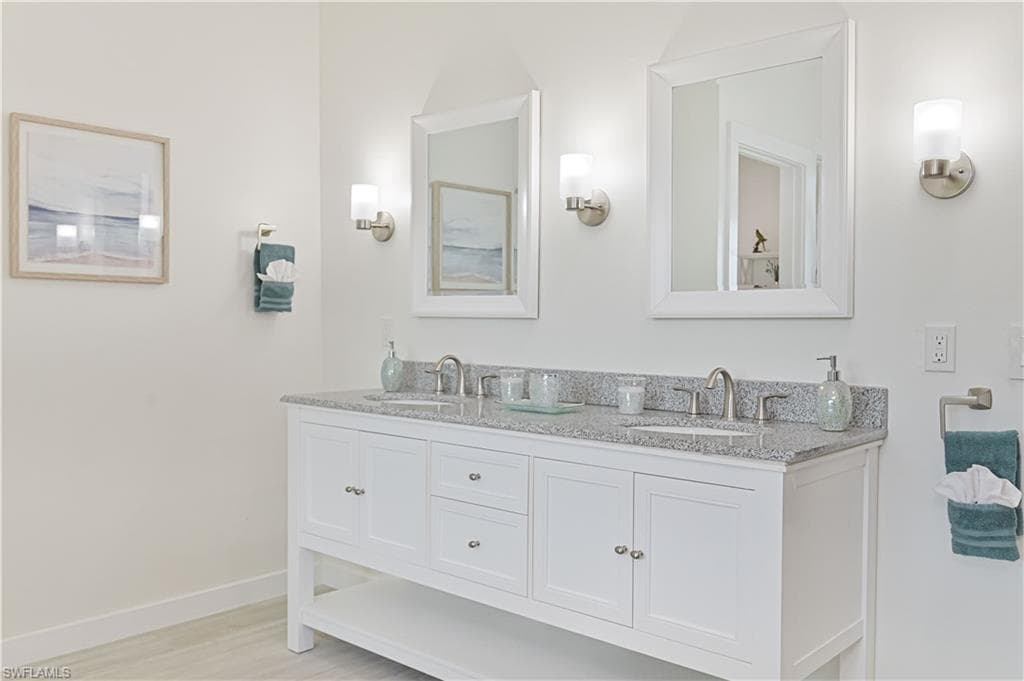 1960 Bahama Ave, Fort Myers, FL 33905-22