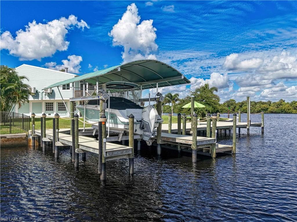 1960 Bahama Ave, Fort Myers, FL 33905-47