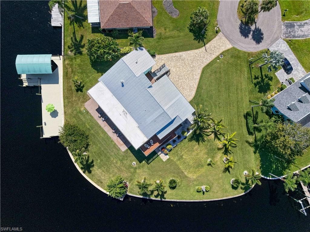 1960 Bahama Ave, Fort Myers, FL 33905-50