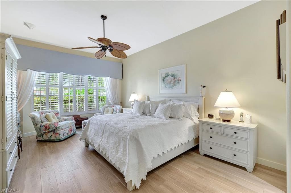 10401 Quail Crown Dr, Naples, FL 34119-11