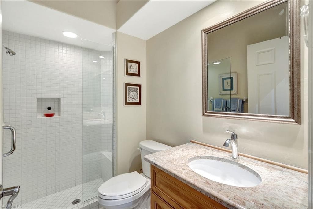 10401 Quail Crown Dr, Naples, FL 34119-14