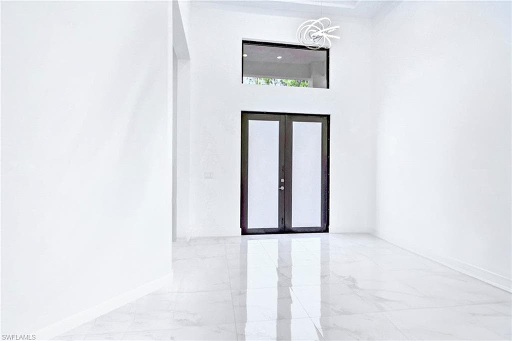 3524 29th Ave SW, Naples, FL 34117-15