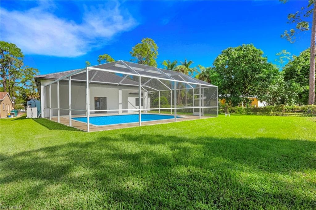 3524 29th Ave SW, Naples, FL 34117-41