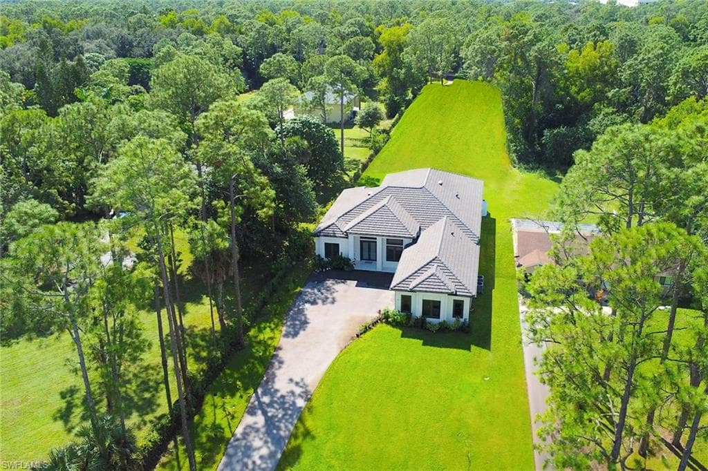 3524 29th Ave SW, Naples, FL 34117-46