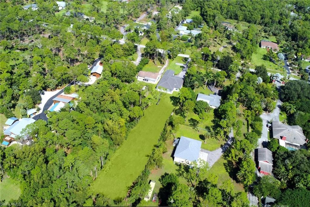 3524 29th Ave SW, Naples, FL 34117-47