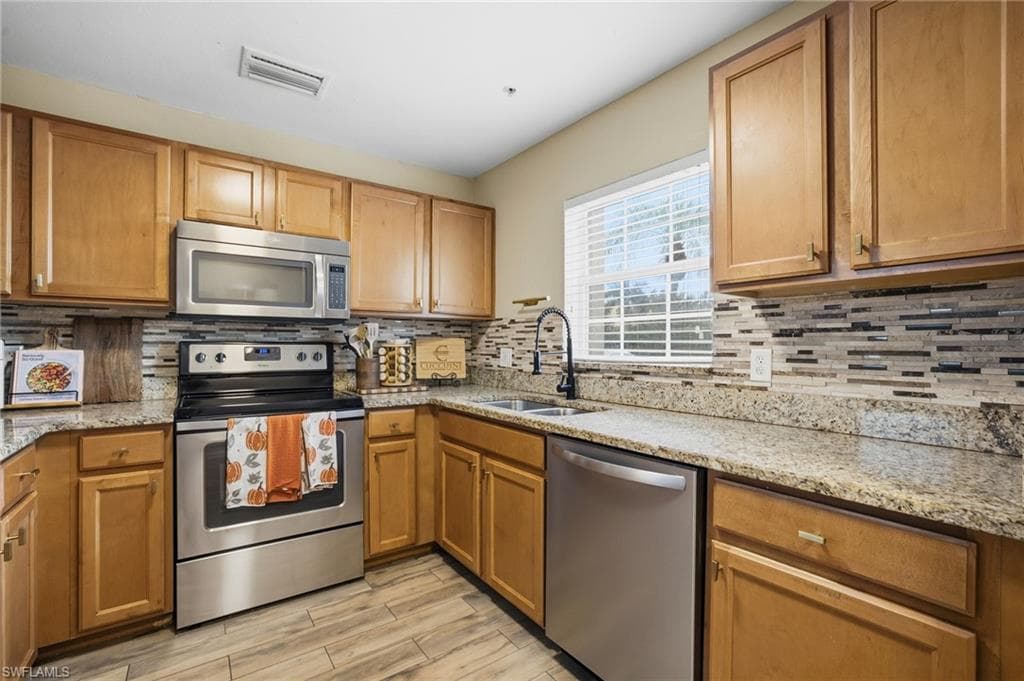 9059 Gervais Cir 1306, Naples, FL 34120-1