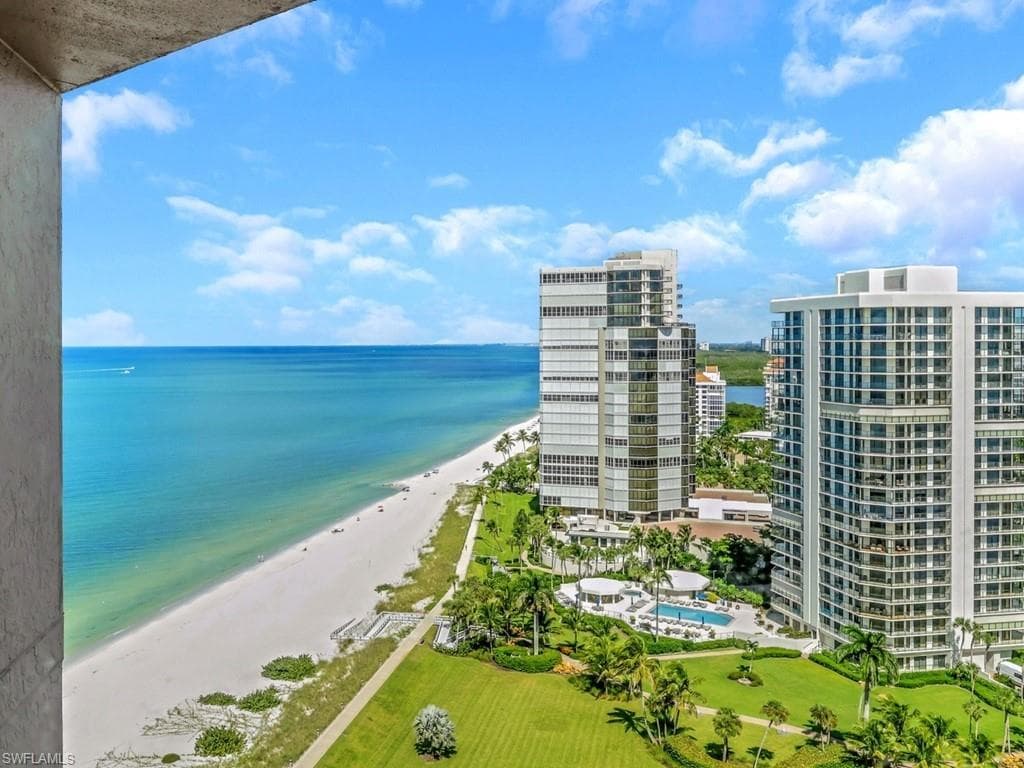 4651 Gulf Shore Blvd N Ph-6, Naples, FL 34103-21