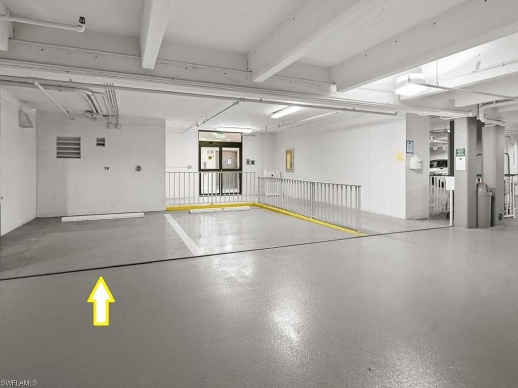 4651 Gulf Shore Blvd N Ph-6, Naples, FL 34103-45