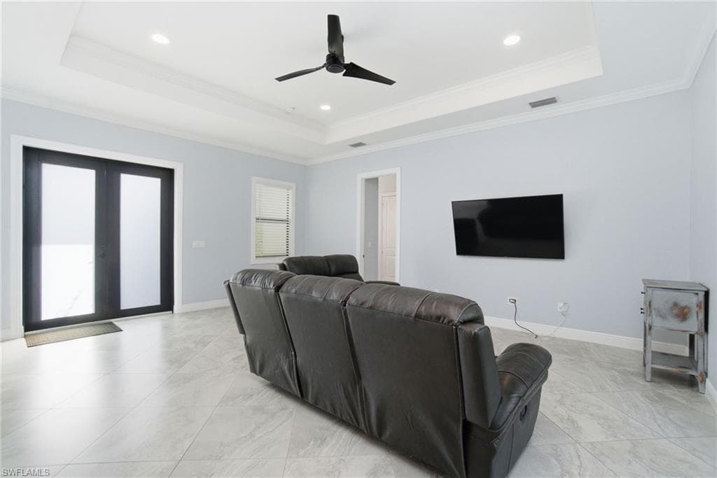 3509 70th Ave NE, Naples, FL 34120-9