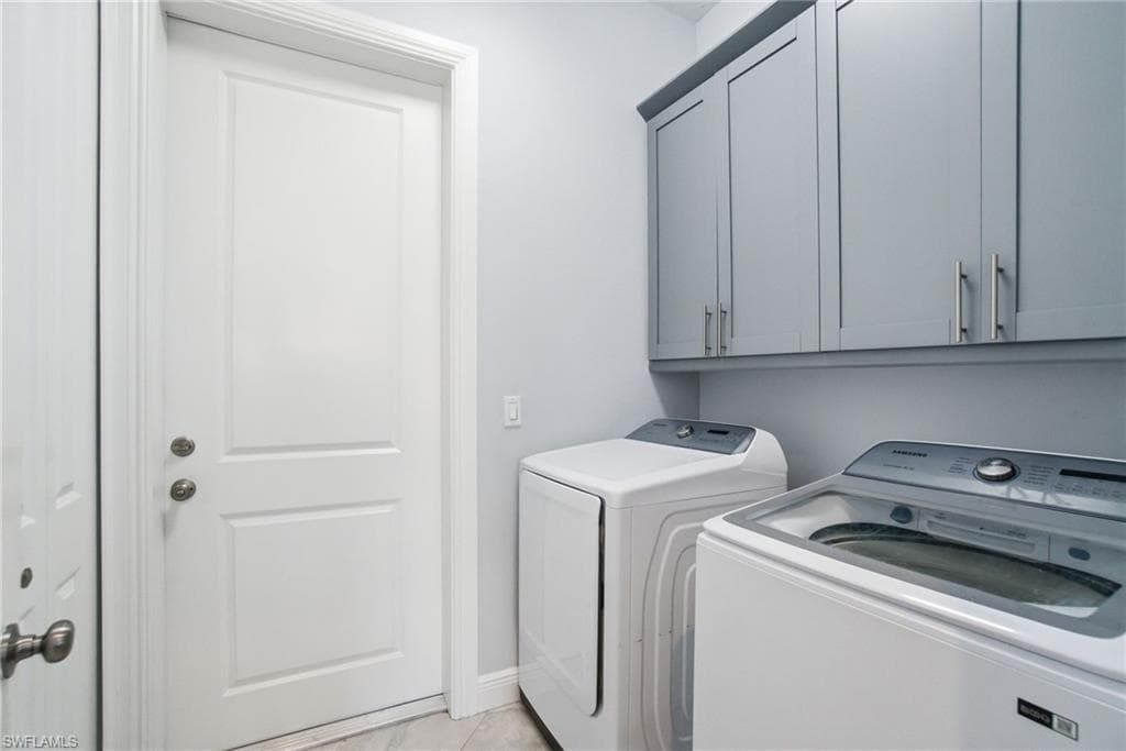 3509 70th Ave NE, Naples, FL 34120-26