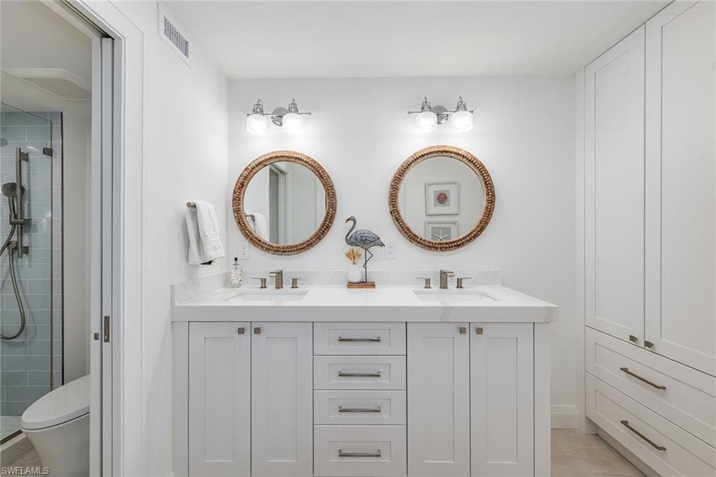 2850 Gulf Shore Blvd N 110, Naples, FL 34103-9