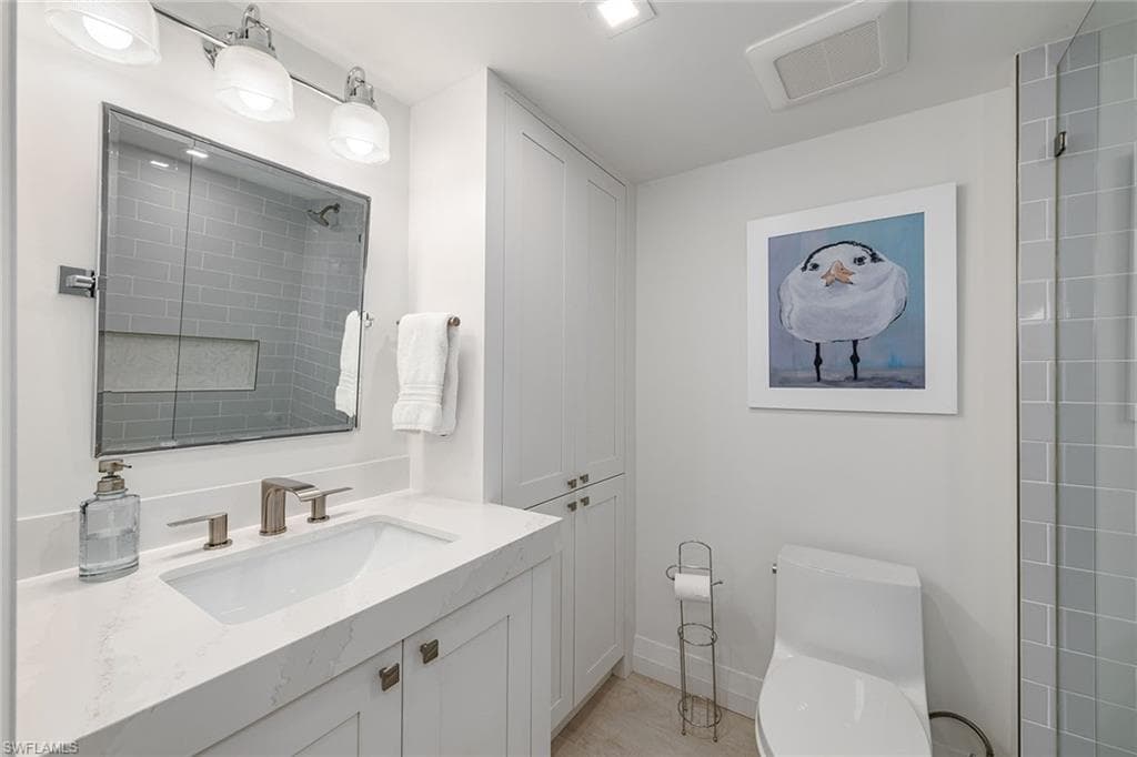 2850 Gulf Shore Blvd N 110, Naples, FL 34103-12