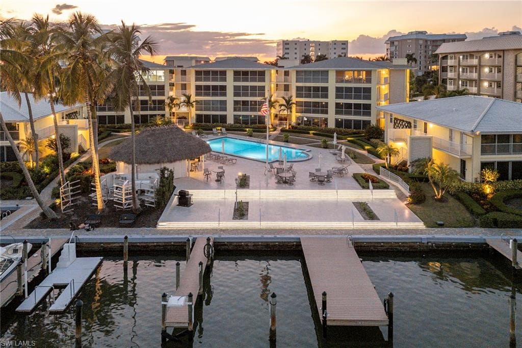 2850 Gulf Shore Blvd N 110, Naples, FL 34103-13