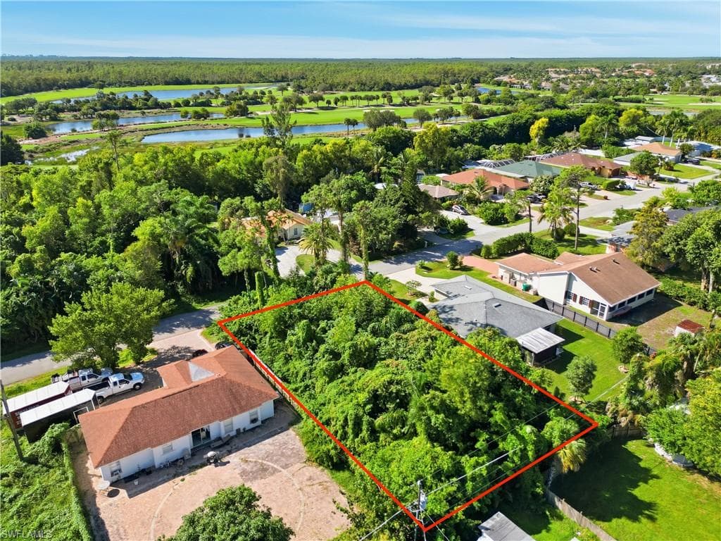 334 Porter St, Naples, FL 34113-6