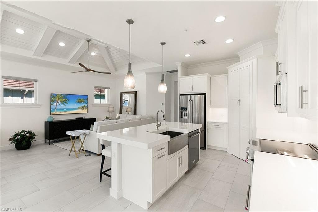 6585 Dominica Dr 201, Naples, FL 34113-14