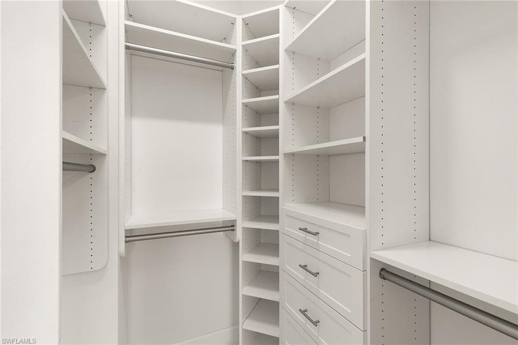 6585 Dominica Dr 201, Naples, FL 34113-22