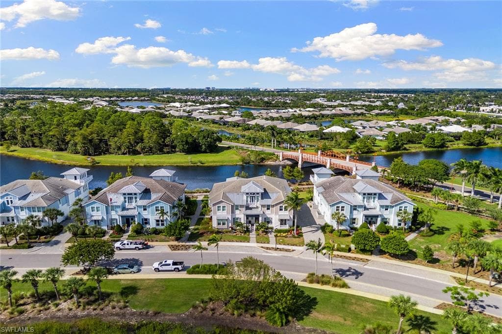 6585 Dominica Dr 201, Naples, FL 34113-33