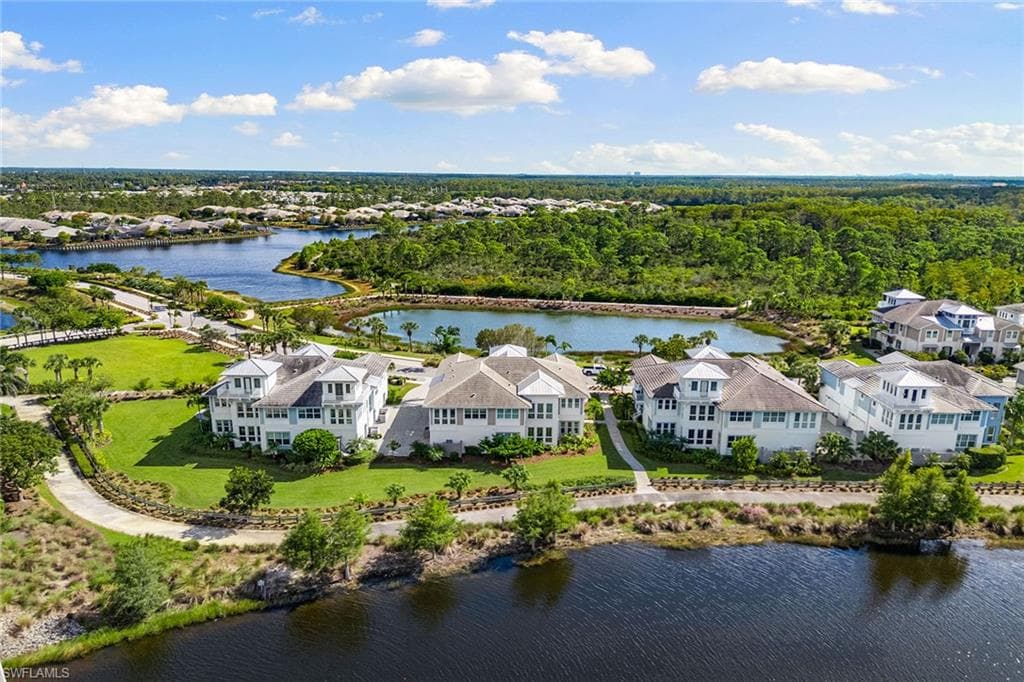 6585 Dominica Dr 201, Naples, FL 34113-35