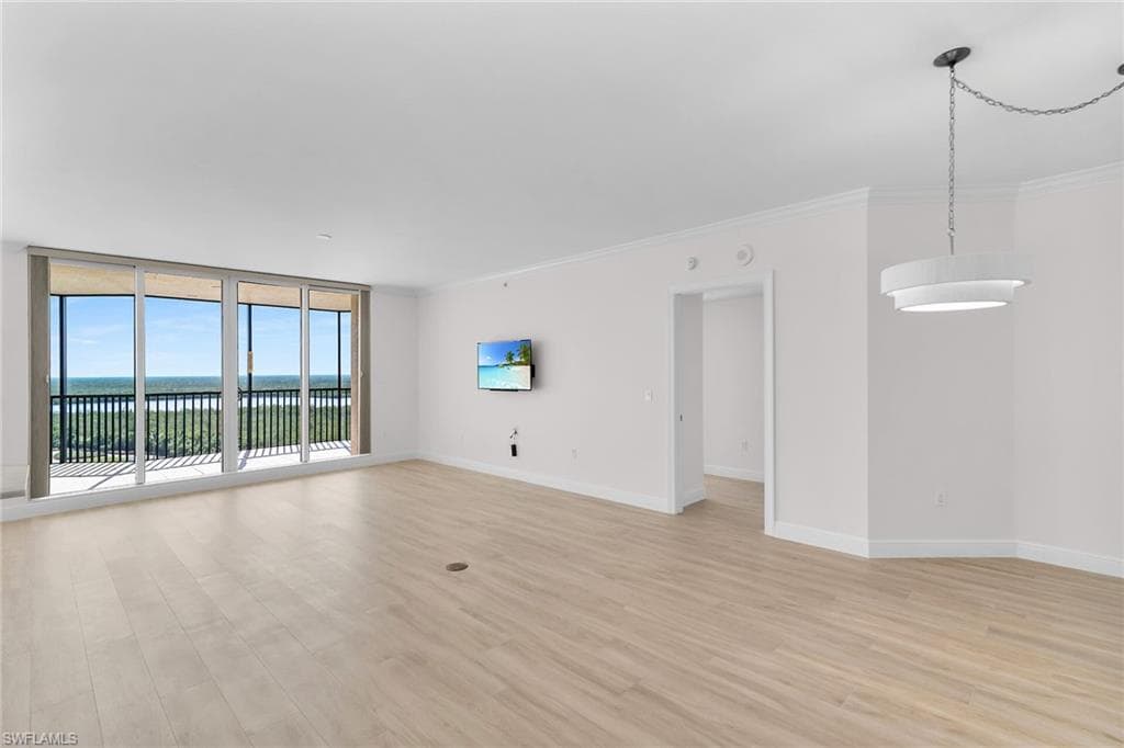 1060 Borghese Ln 803, Naples, FL 34114-7