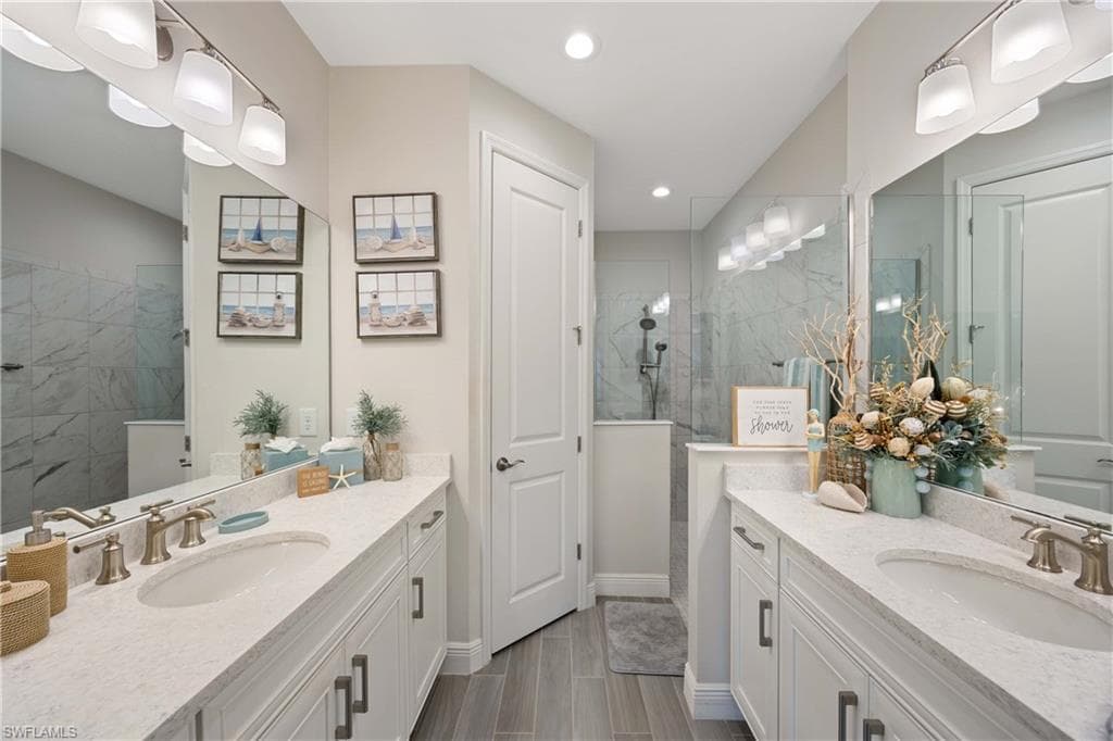 2322 Marquesa Cir, Naples, FL 34112-16