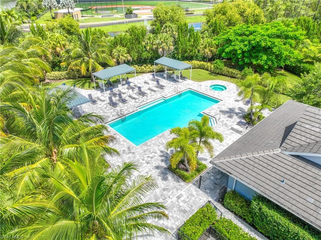 2322 Marquesa Cir, Naples, FL 34112-33